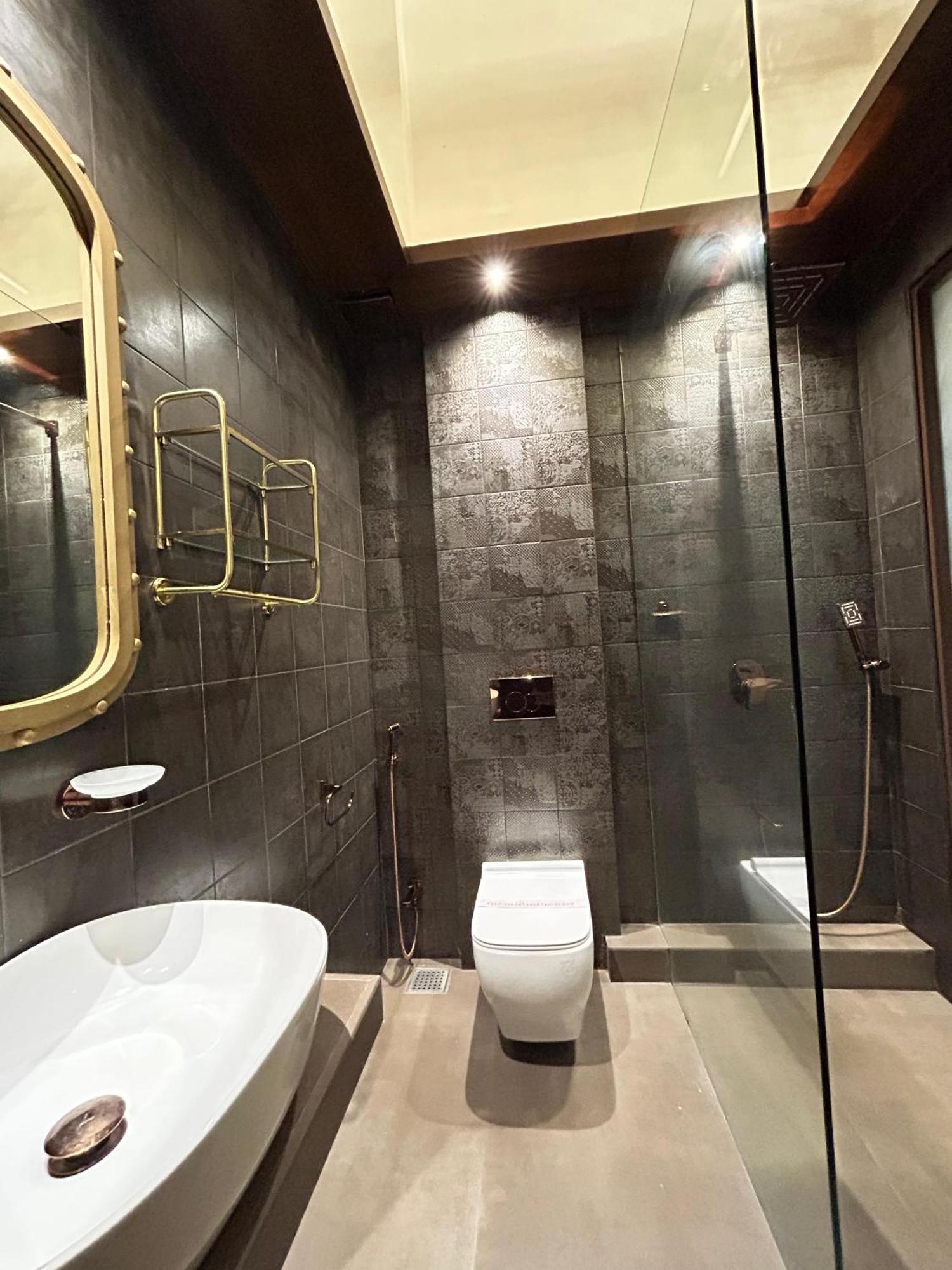 Gulf Hotel Mumbai- The Boutique Hotel Colaba Mumbai Exterior photo